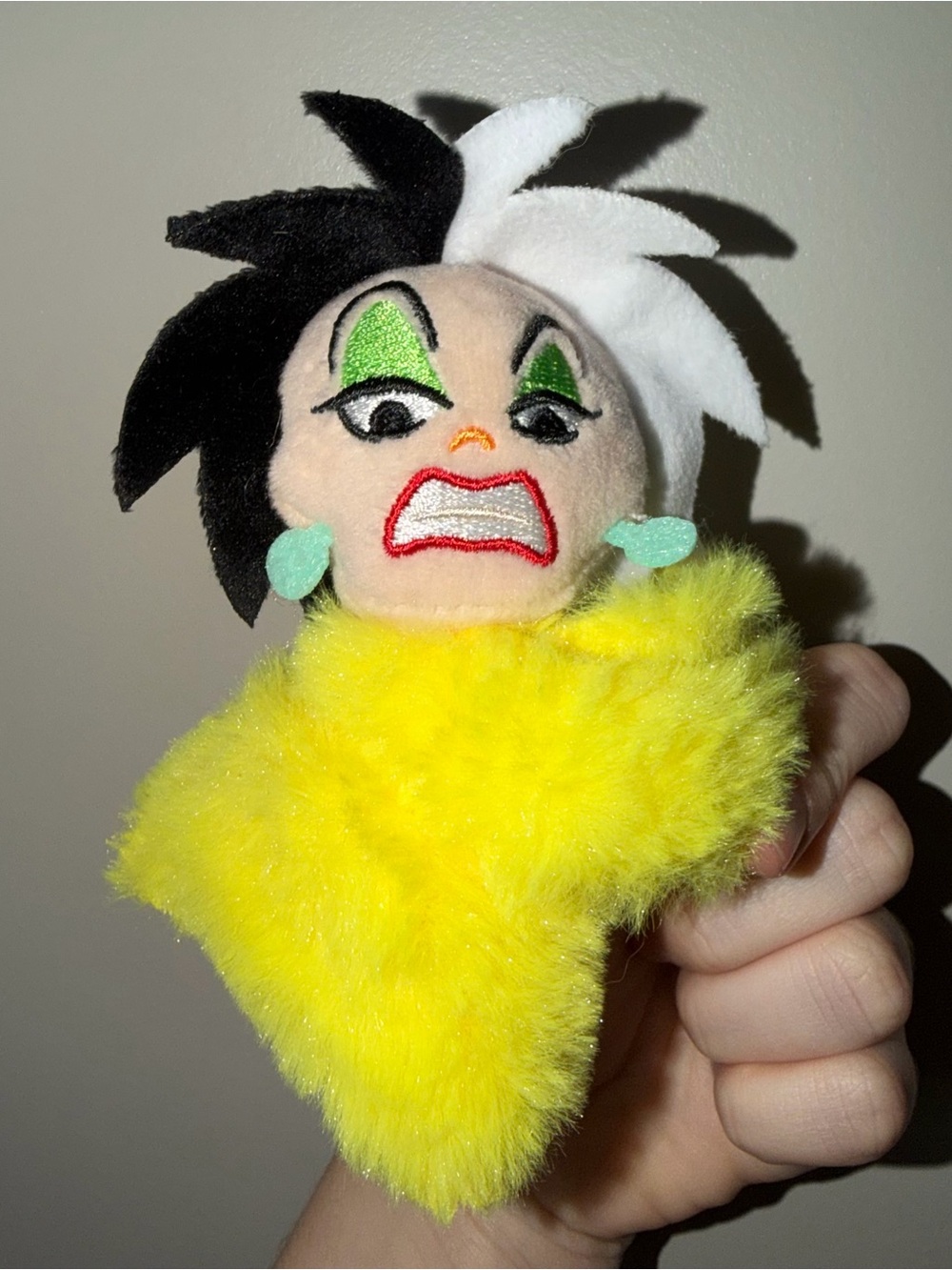 Cruella de Vil Cutie Cuff